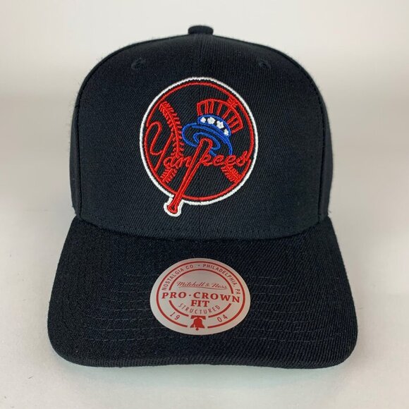 New York Yankees MLB Black Mitchell & Ness Pro Crown Fit Snapback Hat New - Picture 2 of 6